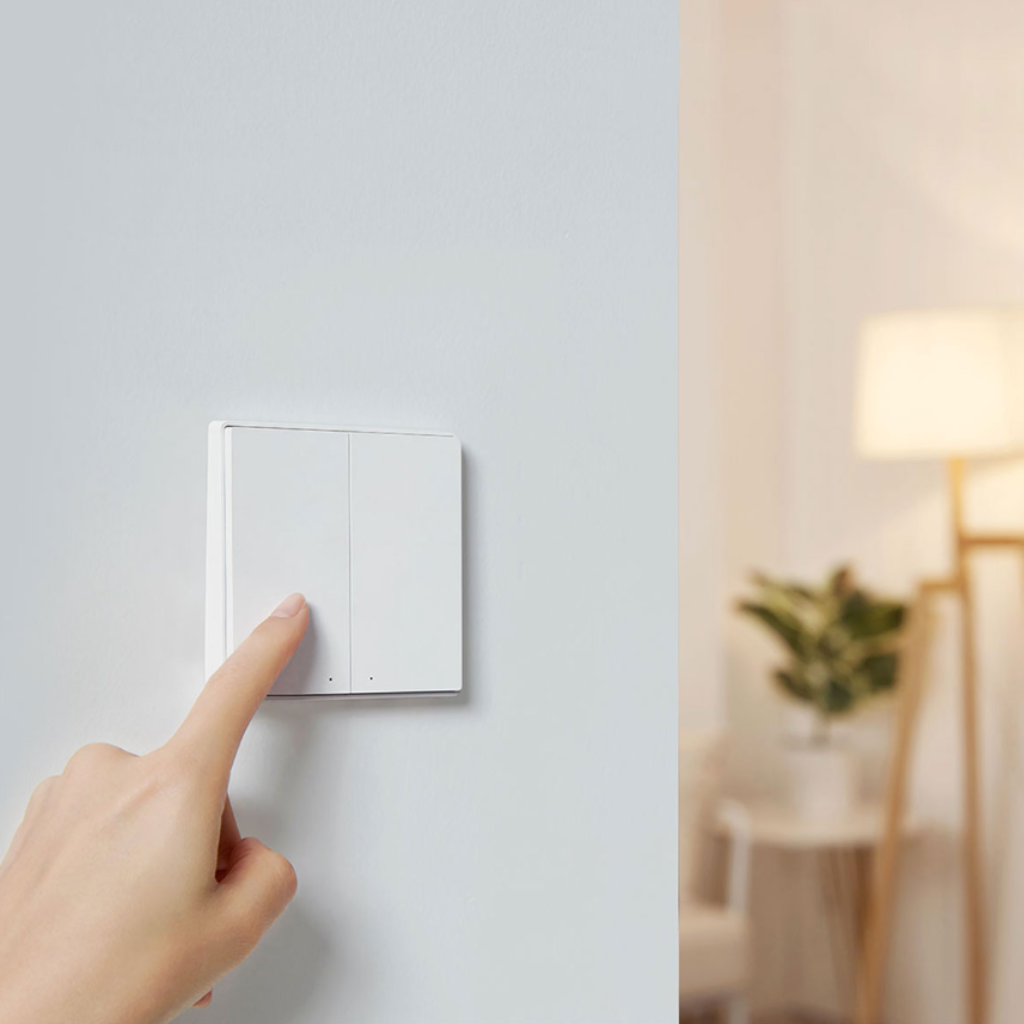 No neutral wire required for installation in older Chinese homes lacking modern wiring infrastructure