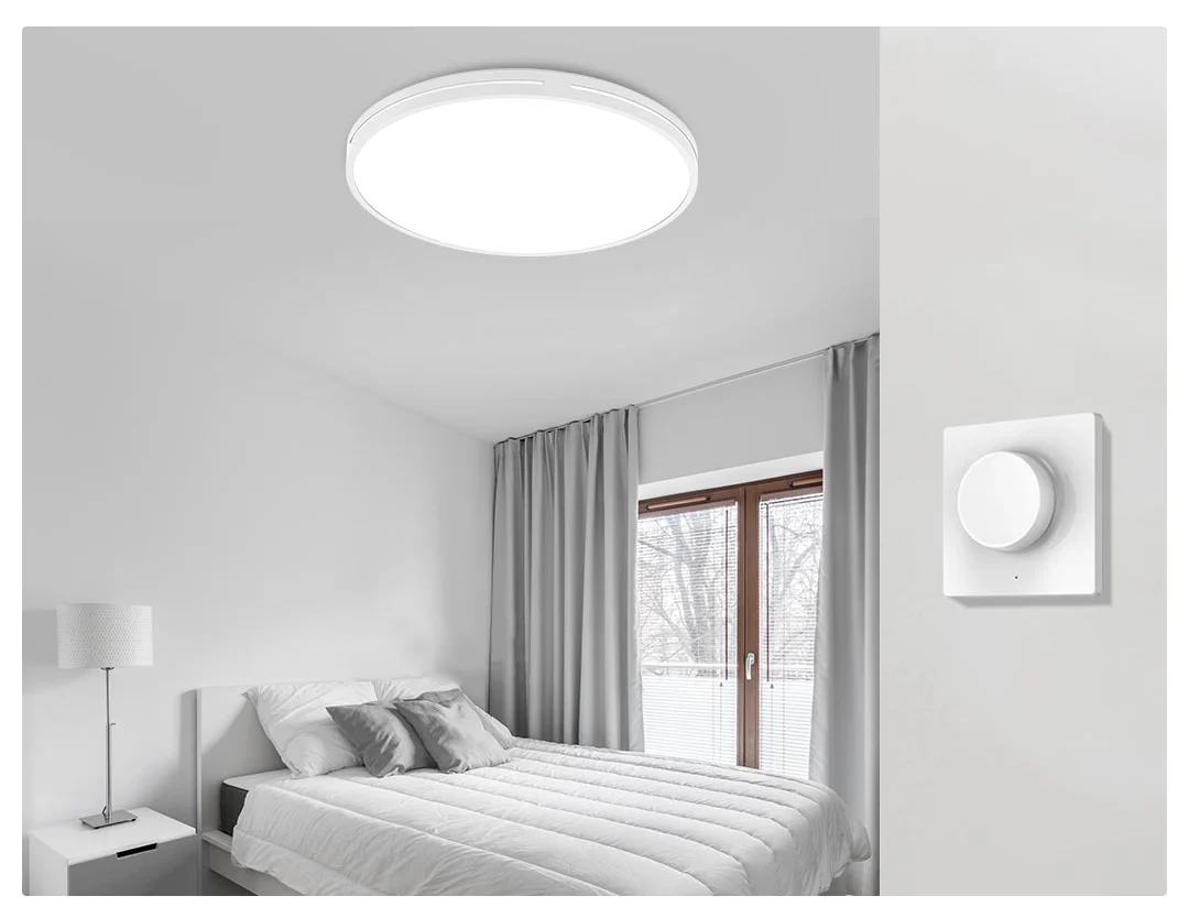 Bottom power cut-off switch lets you completely restart your ceiling lamp without using a wall switch