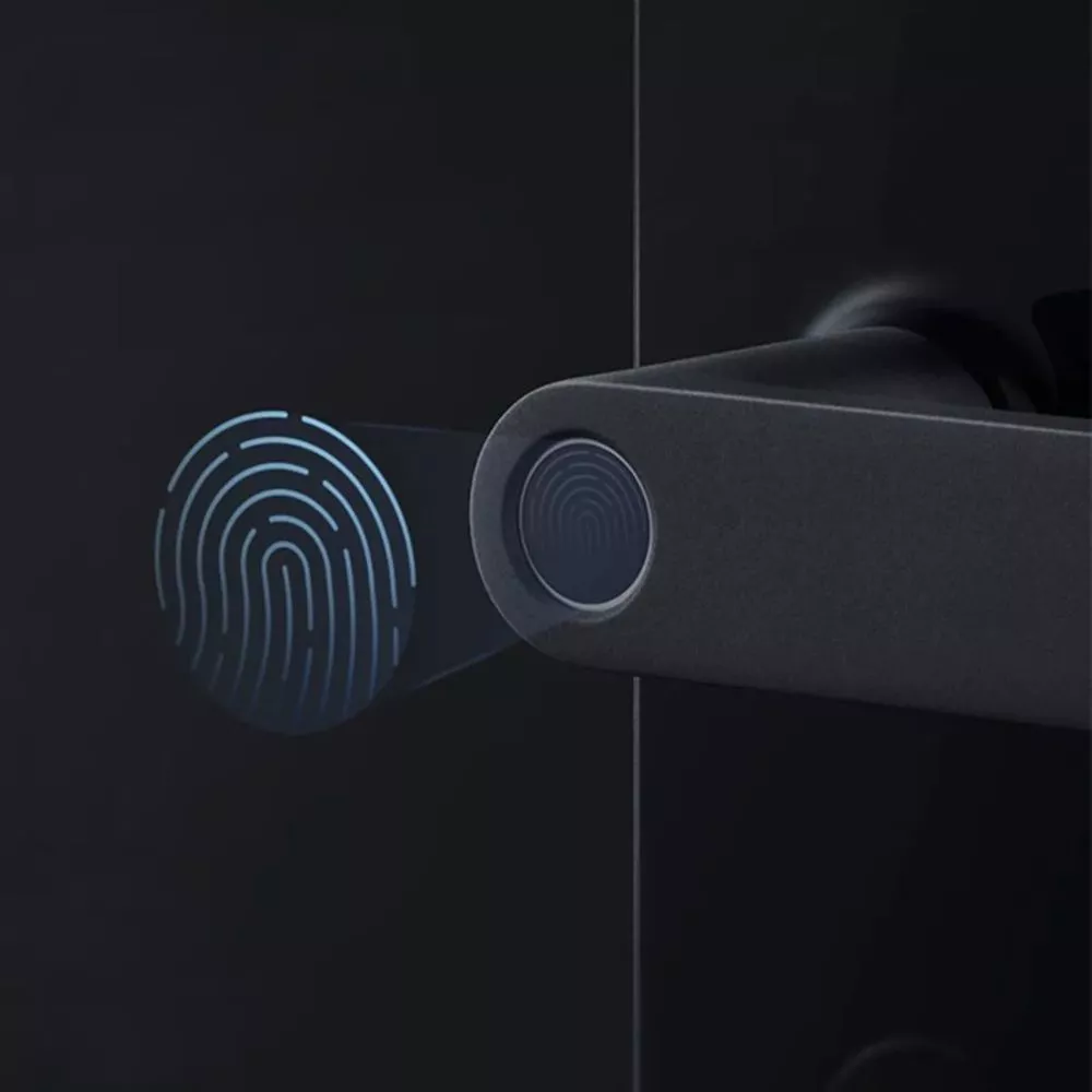 Auto-lock and one-touch locking.